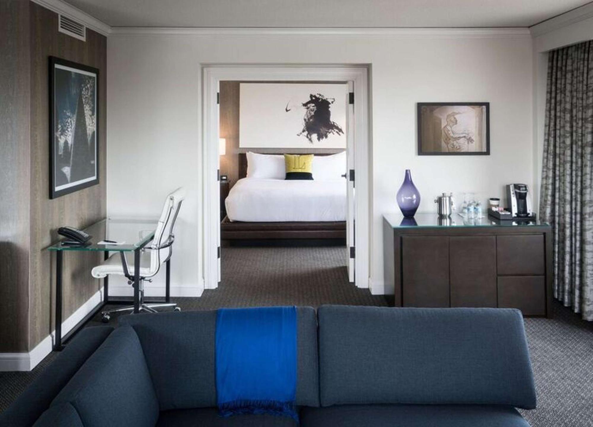 The Logan Philadelphia, Curio Collection By Hilton Philadelphie