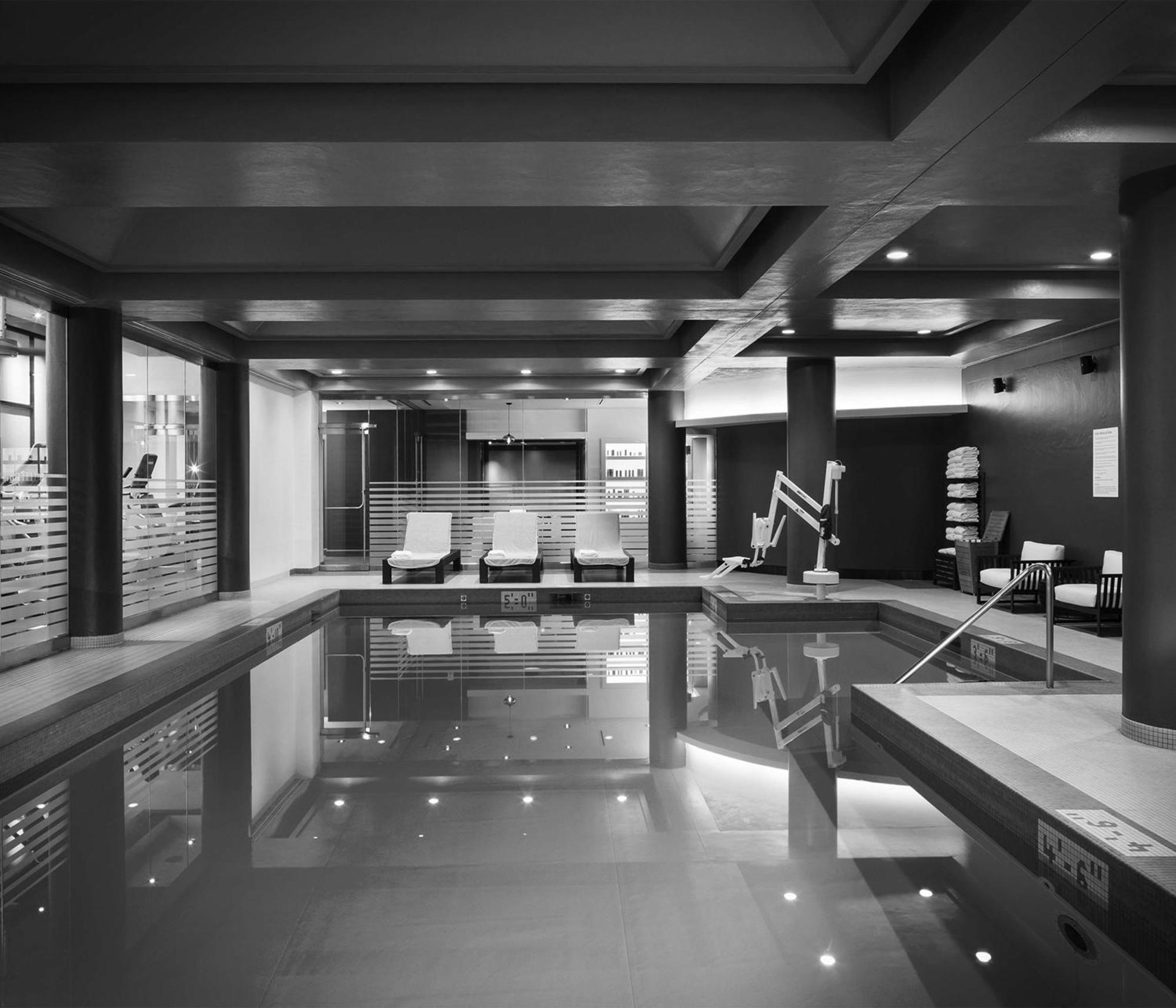 The Logan Philadelphia, Curio Collection By Hilton Philadelphia